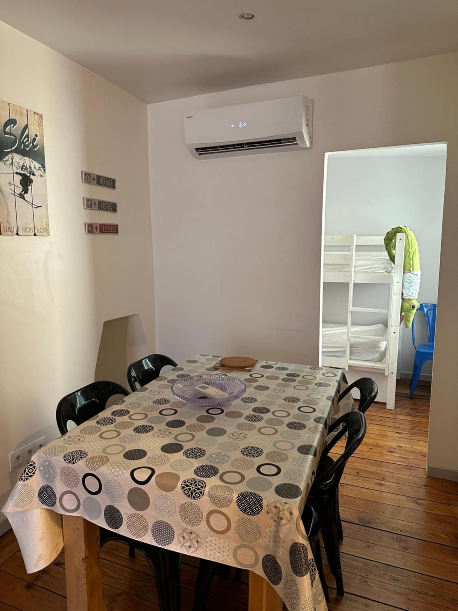 Bel Appartement Luchon Centre Wifi - Climatisation 6 Couchages Bagneres-de-Luchon Bagian luar foto